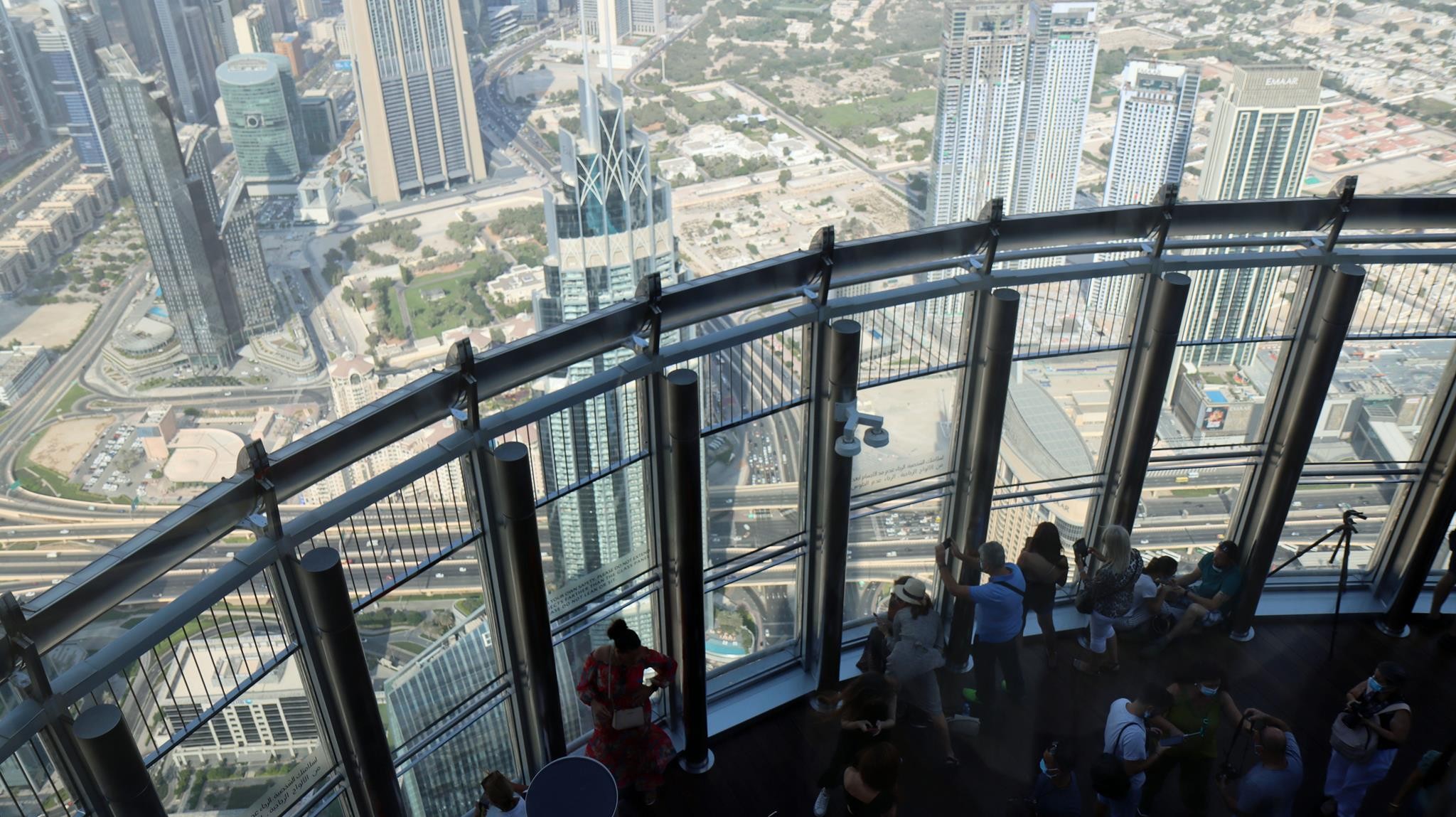 Burj Khalifa : level 124 - 452 m